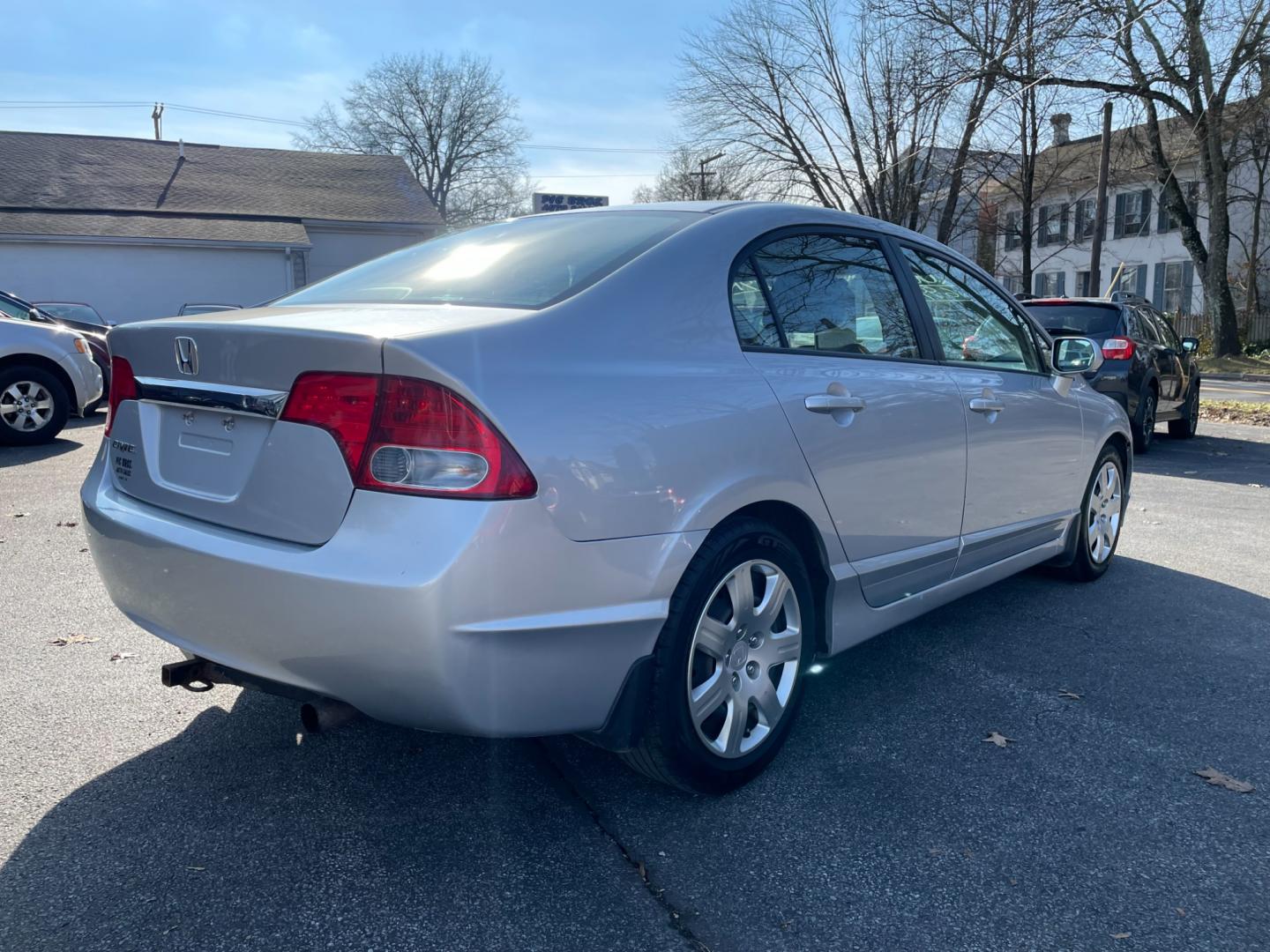 2009 silver Honda Civic LX Sedan 5-Speed AT (2HGFA16529H) with an 1.8L L4 SOHC 16V engine, 5-Speed Automatic transmission, located at 101 N. Main Street, Muncy, PA, 17756, (570) 546-5462, 41.207691, -76.785942 - Photo#4